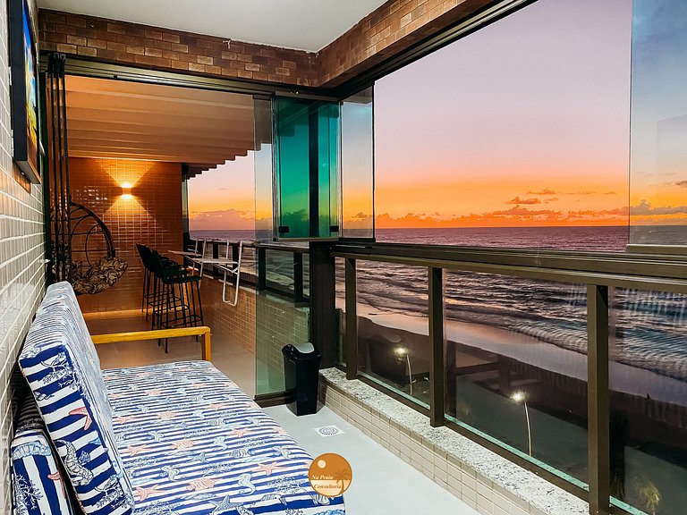 V703 - VISTA de Cinema, Piscina Borda Infinita, Beira Mar