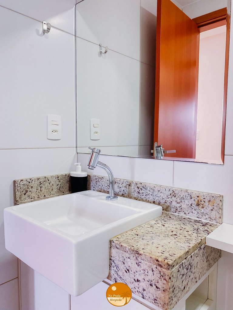50m da praia, Piscina, Churrasqueira | GV01I