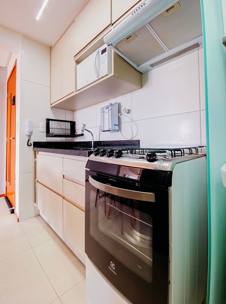Apto nascente, 2Q com A/C a 50m da praia | GV01I