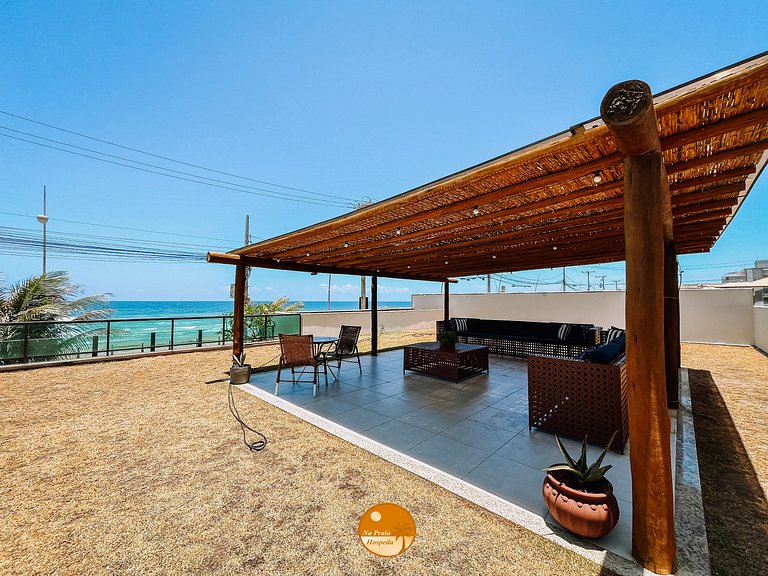 SEA VIEW, Infinity Pool, Foot in the Sand